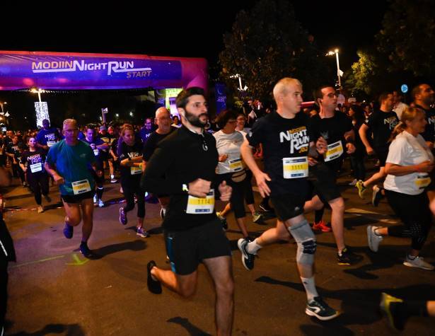 מרוץ לילה צילום חורחה נובומינסקי מרוץ לילה צילום חורחה נובומינסקי