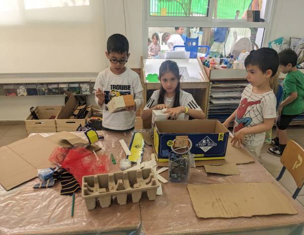 פעילות סביבתית בגנים פעילות סביבתית בגנים