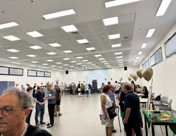 יריד החוגים לאזרחים הוותיקים יריד החוגים לאזרחים הוותיקים