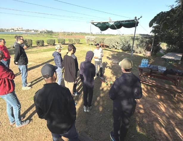 קורס בניית רחפנים – תמונת המחשה קורס בניית רחפנים – תמונת המחשה