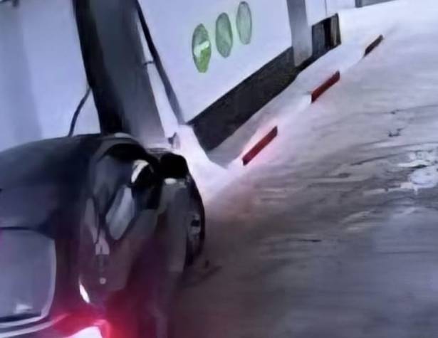 תמונת הרכב הפוגע במצלמות הביטחון של העירייה.