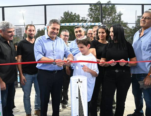 חנוכת מגרשי הפאדל. צילום: חורחה נובומינסקי 