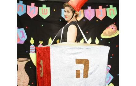 רחוב חנוכה - שעת סיפור רחוב חנוכה - שעת סיפור