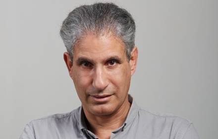 ספר לסופ''ש, מפגש עם הסופר והמשורר יהורם גלילי ספר לסופ''ש, מפגש עם הסופר והמשורר יהורם גלילי