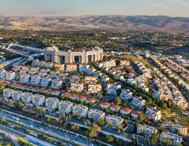 מודיעין מכבים רעות. צילום: עמיר טרקל Skyvideo מודיעין מכבים רעות. צילום: עמיר טרקל Skyvideo