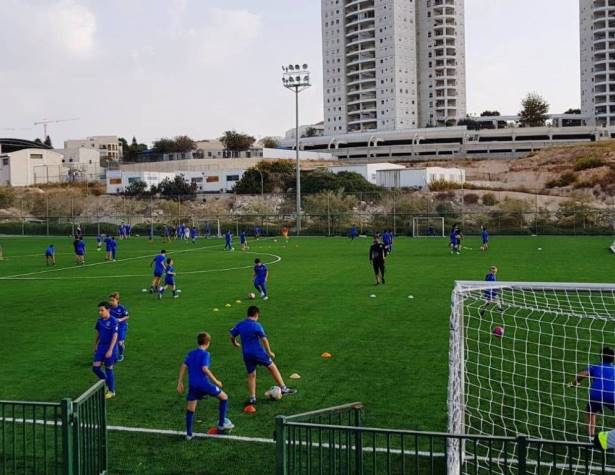 מגרש הכדורגל בעמק בית שאן