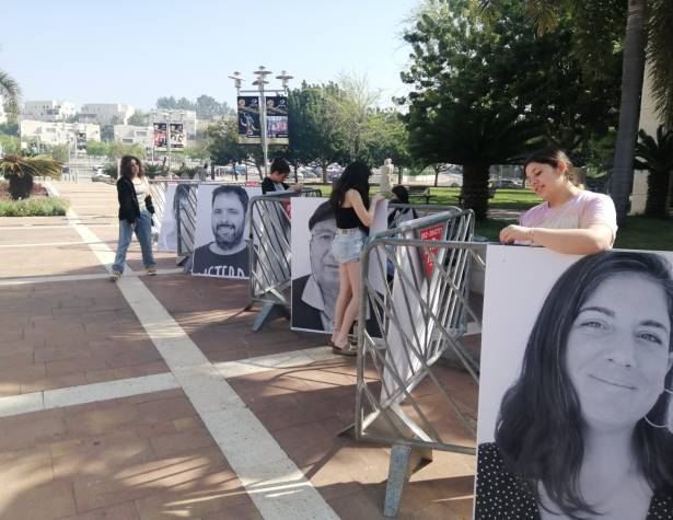 תערוכת צילום של שורדי השואה תערוכת צילום של שורדי השואה