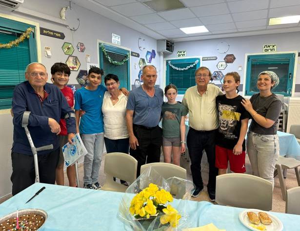 סבים וסבתות שנולדו עם קום המדינה סבים וסבתות שנולדו עם קום המדינה