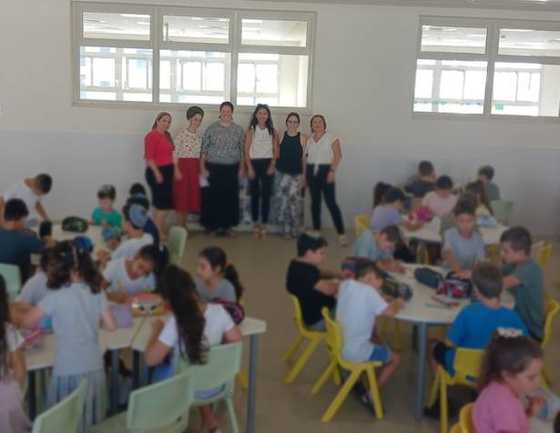 כותבים אגרות ברכה כותבים אגרות ברכה