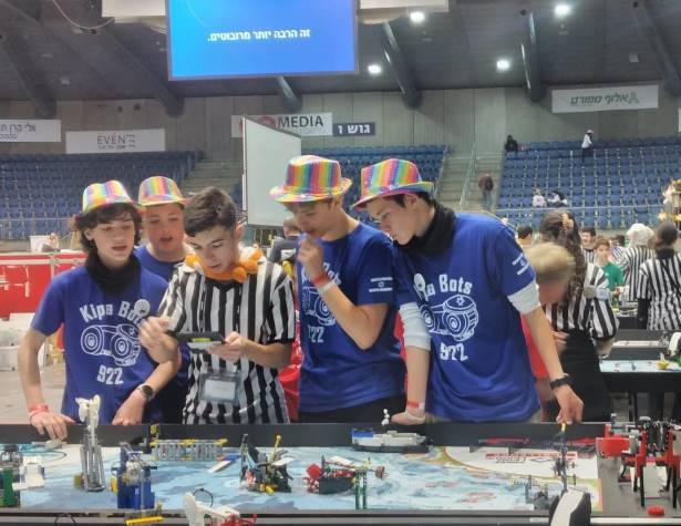 נבחרות הרובטיקה בתחרות נבחרות הרובטיקה בתחרות