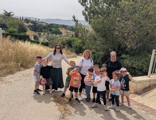 תכנית השביל שלנו לחינוך סביבתי תכנית השביל שלנו לחינוך סביבתי