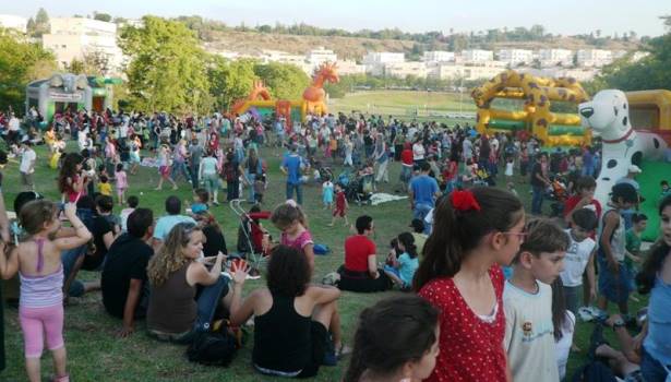 A Community City A Community City