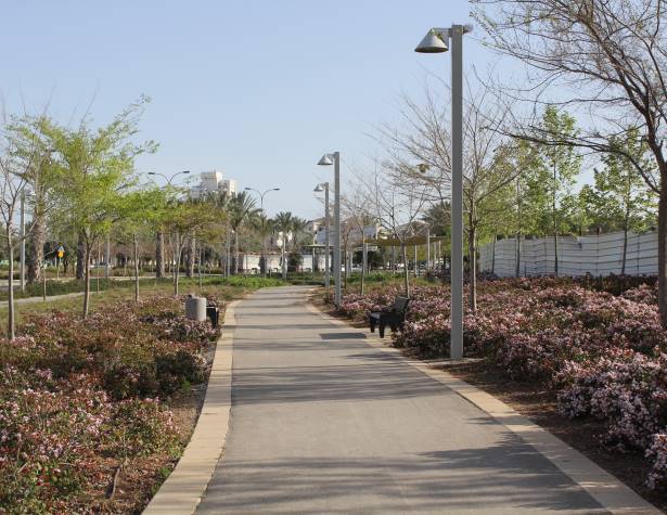 Promenade, Sderot haHashmonaim 