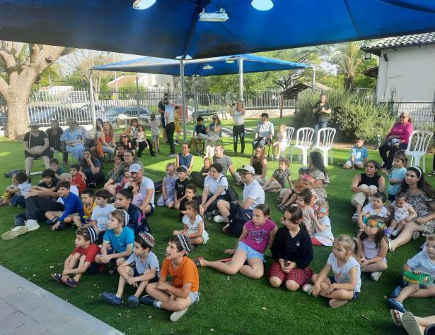 New Olim Celebrate Shavuot New Olim Celebrate Shavuot