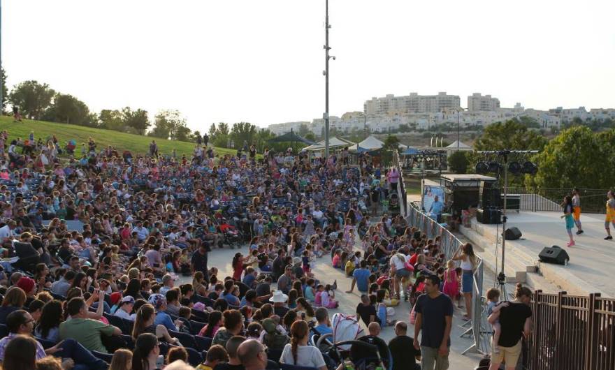 תמונות תרבות: מופעי קיץ בפארק ענבה