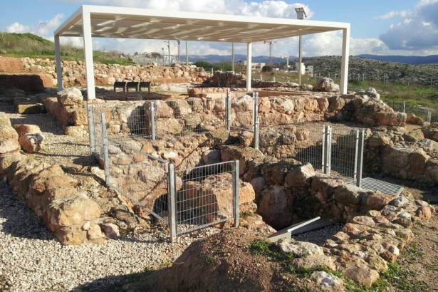 בית הכנסת החשמונאי העתיק בית הכנסת החשמונאי העתיק