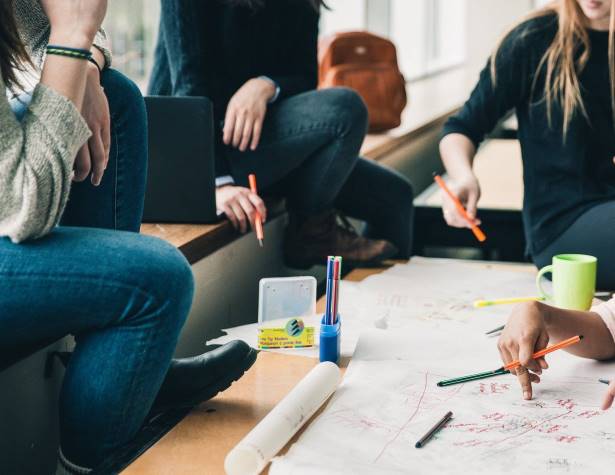 מלגות מלגות