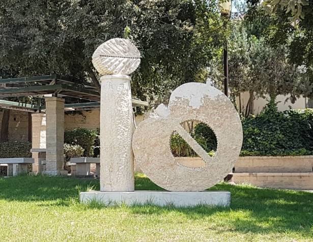 פסל של מצקין יורי