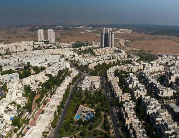 מבט אווירי על מודיעין מכבים רעות מבט אווירי על מודיעין מכבים רעות