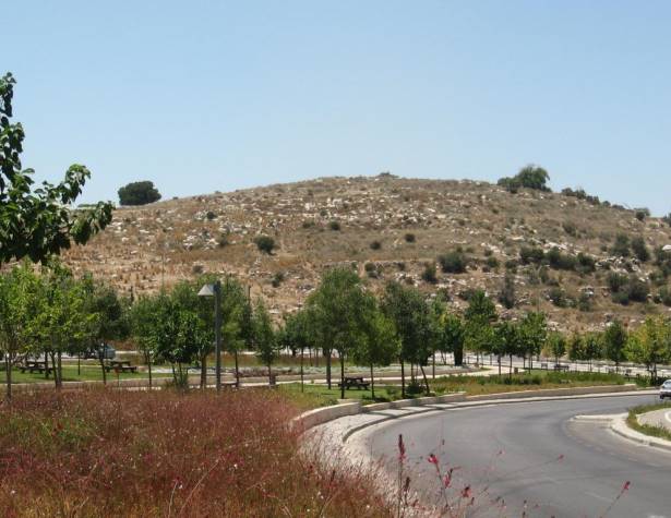 גבעת ברפיליה  מכיוון שדרות עמק זבולון