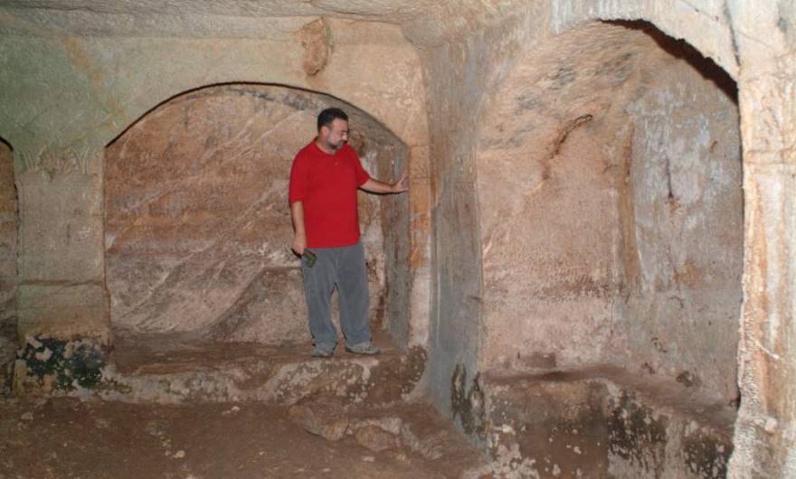 אלבום תמונות: מקמרי קבורה בתוך המערה