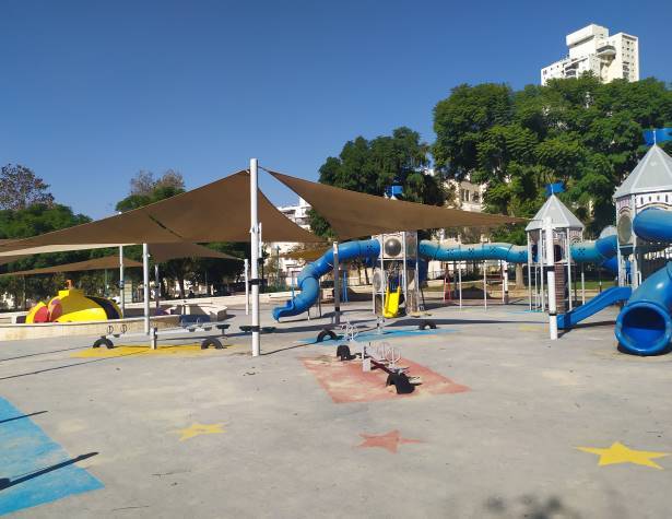 פארק הצוללת הצהובה עמק האלה