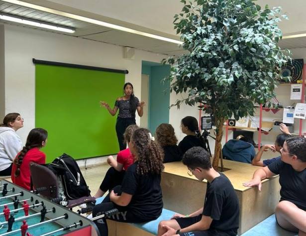 עידנים בית ספר ''עידנים''