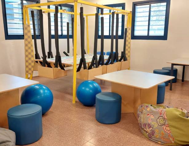 עמית בית ספר ''עמית''