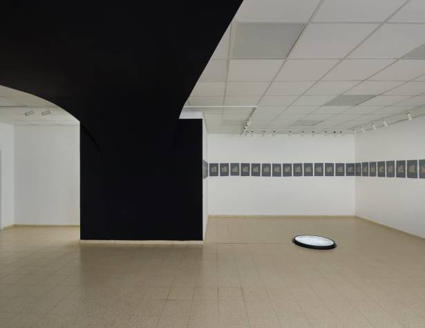 צילום הצבה: יובל חי צילום הצבה: יובל חי