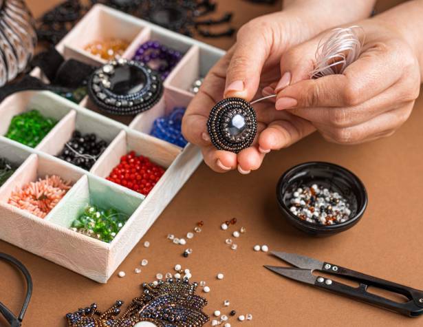 חרוזים חרוזים