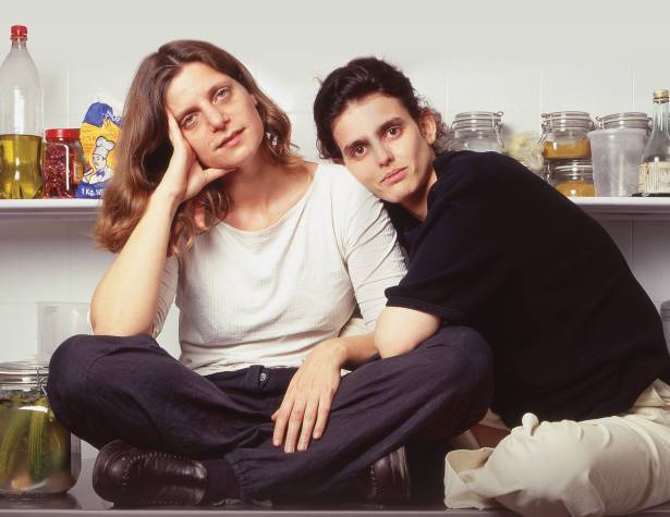 כרזת הסרט ''אורנה ואלה''