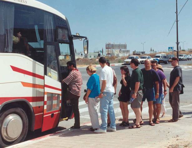 הנסיעה הראשונה לתל אביב עם חברת מרגלית