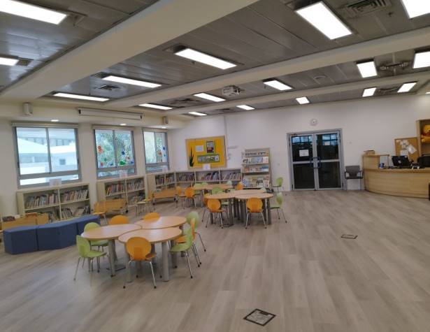 פינת קריאה לילדים בספריית שכטר פינת קריאה לילדים בספריית שכטר