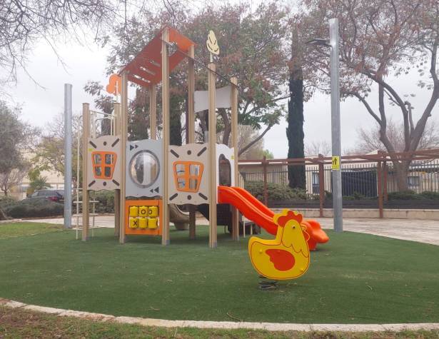 הפארק המשודרג ברחוב שלומציון המלכה