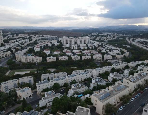 Hag’alat Kelim and Biur Chametz