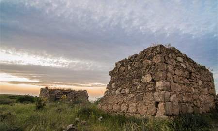 אלבום תמונות: שרידי הכפר אל-כונייסה. צילום: רונית יהודאי מימון