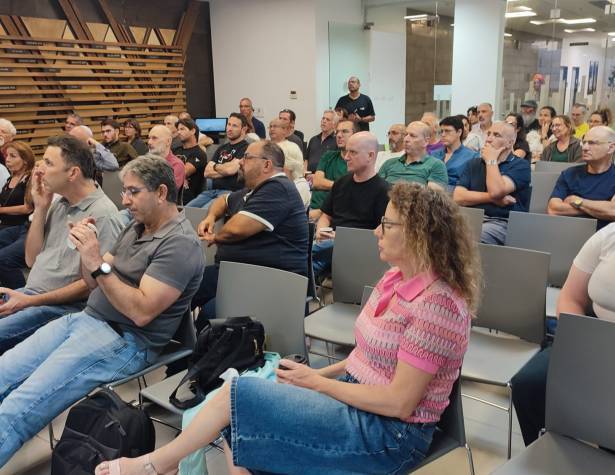 לומדים מהשטח נערכים לחירום לומדים מהשטח נערכים לחירום