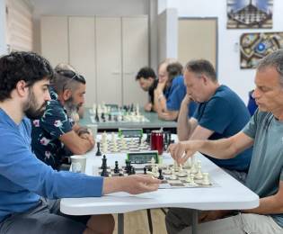 קבוצת השחמט של עירוני מודיעין עלתה לליגה א' 3