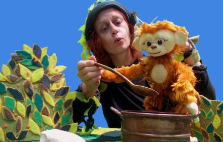 תיאטרון סיפור בחווה האקולוגית: מרק אבן תיאטרון סיפור בחווה האקולוגית: מרק אבן